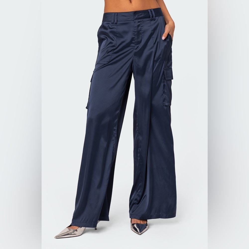 Edikted Women’s Kelsey Satin Trousers Size Small Navy Blue Cargo Pants BNWOT - Picture 2 of 16